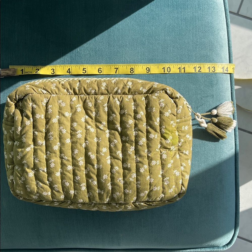 Doen Cotton Quilted Pouch with Floral Pattern